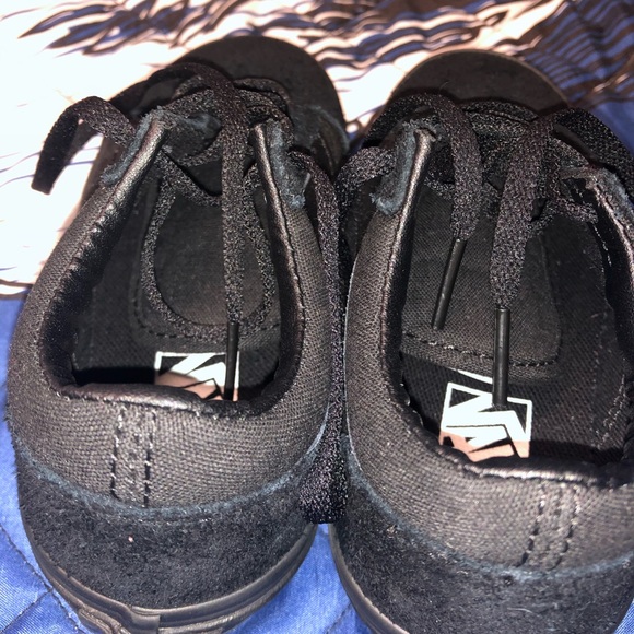 Sneakers boys black vans size 11 - Picture 3 of 6